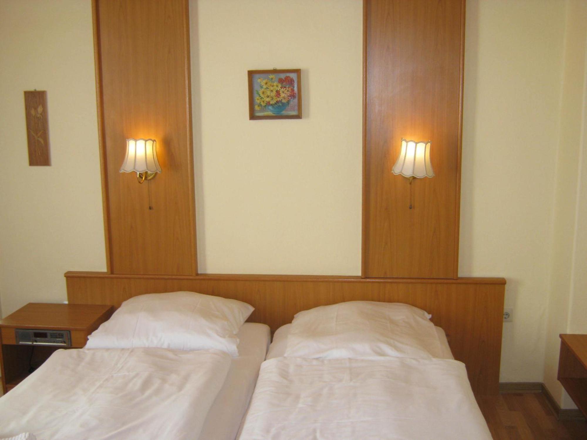 Landgasthof Schoenecke Wahrenholz Εξωτερικό φωτογραφία